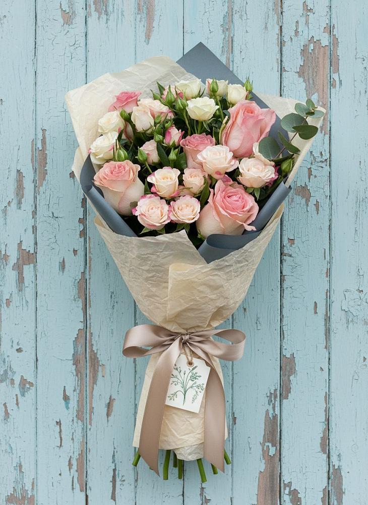 Букет цветов из: Розы в Данково