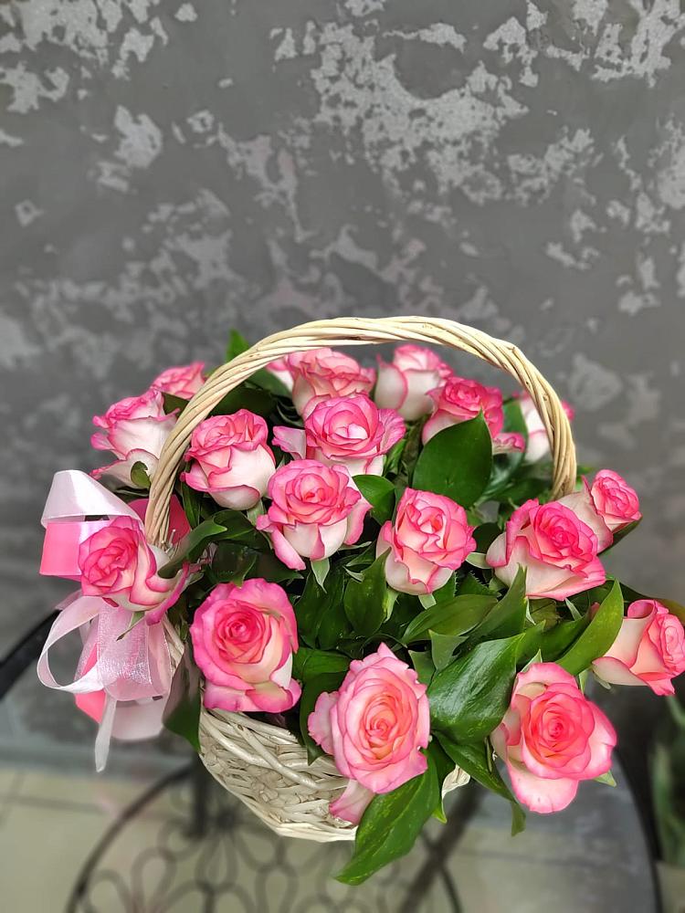 Цветочная композиция из Розы в корзине в Данково