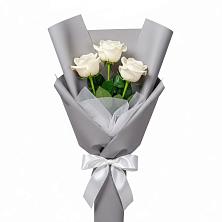 Букет 3 белые розы в Данково