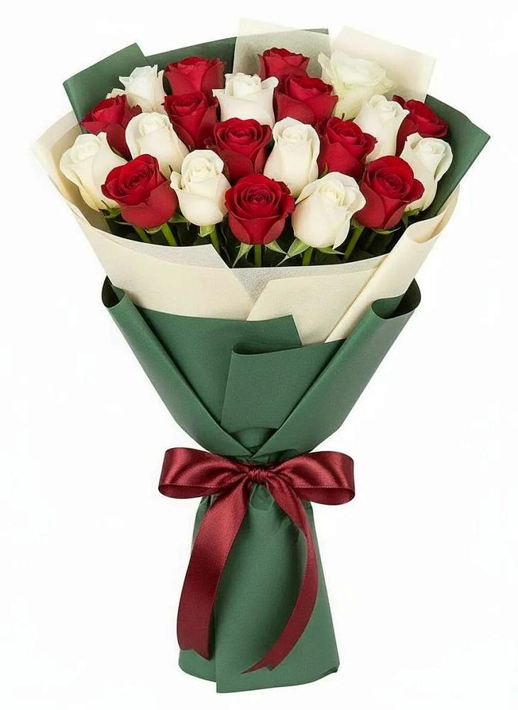 Букет Микс из красных и белых роз в Данково