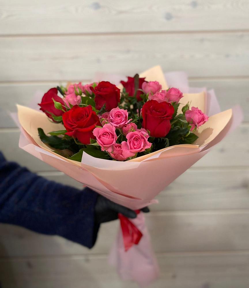 Букет цветов из: Розы в Данково